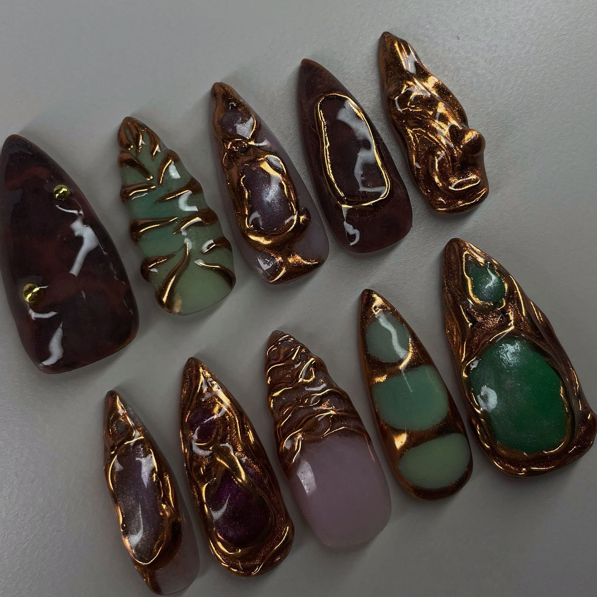 Press on-nail N.A avancé